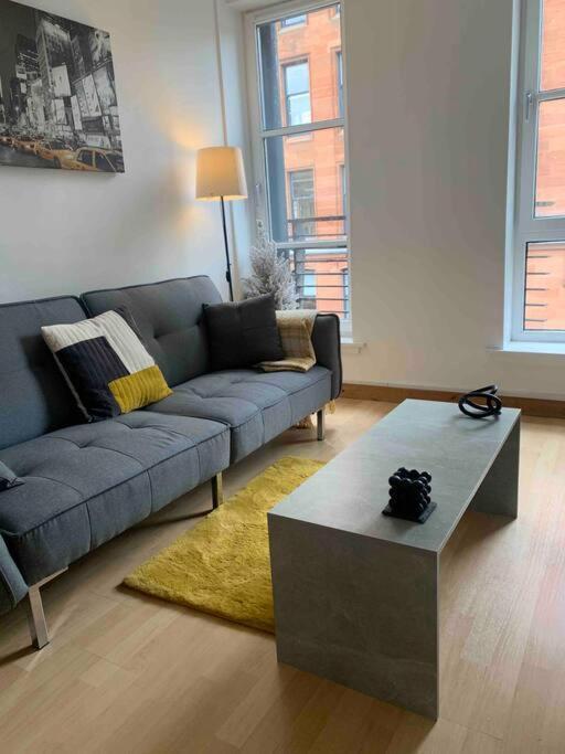 Trendy One Bedroom Apartment Glasgow Exterior foto